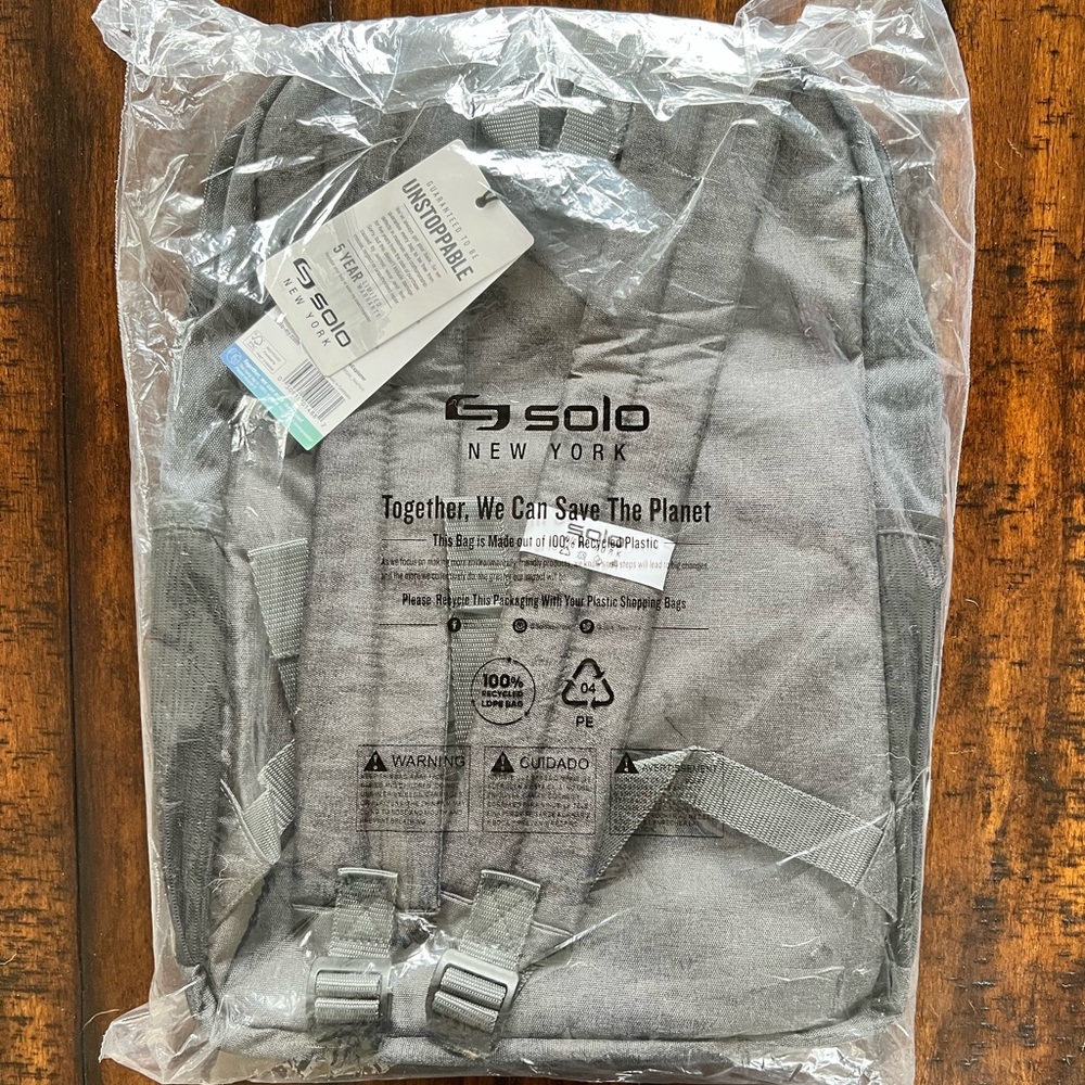 Solo - Re:Solve Recycled Backpack - Picture 3 of 7